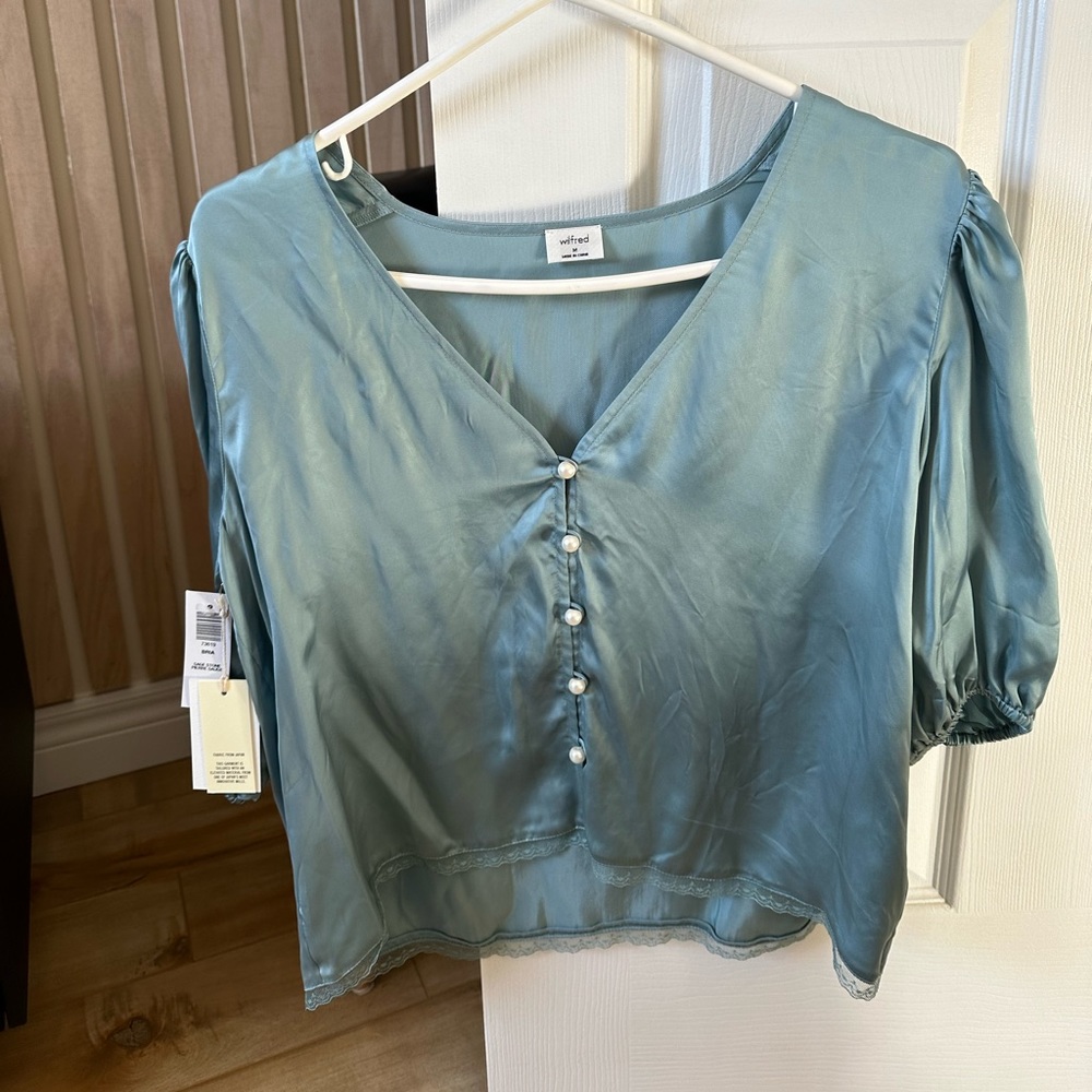 Aritzia Wilfred Bria Blouse in Sage Stone size Medium, Brand New with Tags - Picture 6 of 6